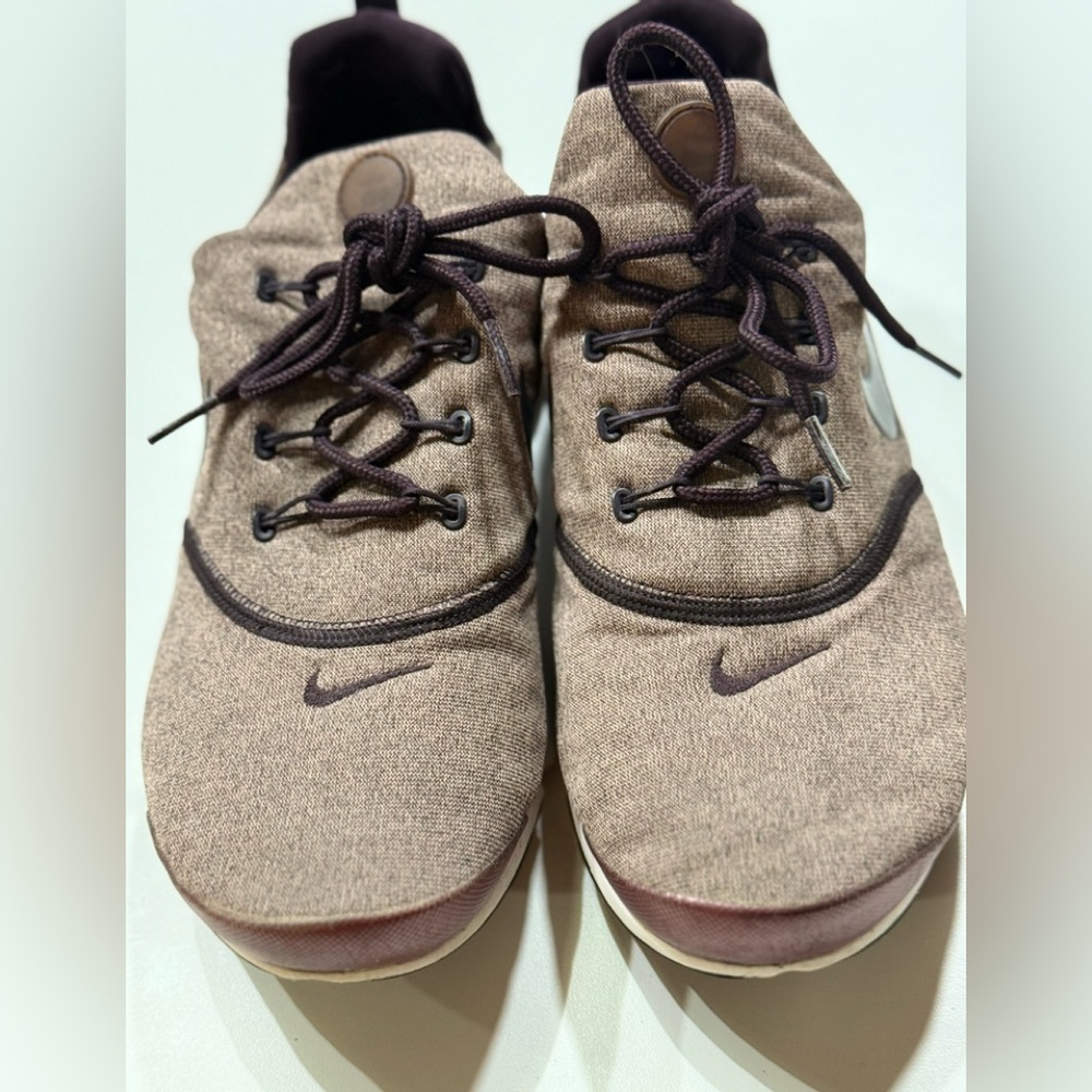 Nike Presto Fly Athletic Running Sneaker Port Wine Metallic Sz 9